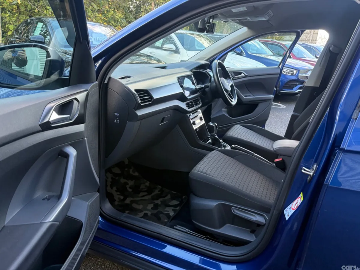 Volkswagen T-Cross Hatchback, Petrol, 2020, Blue