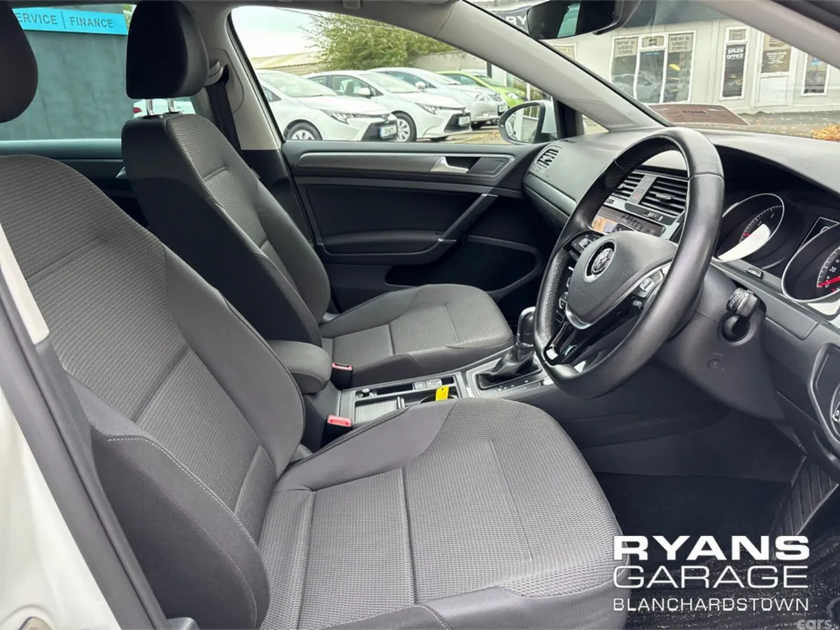 Volkswagen Golf Hatchback, Petrol, 2018, White