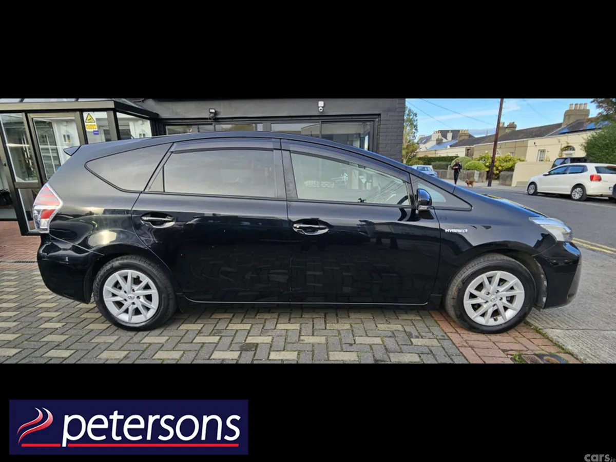 Toyota Prius MPV, Petrol Hybrid, 2015, Black