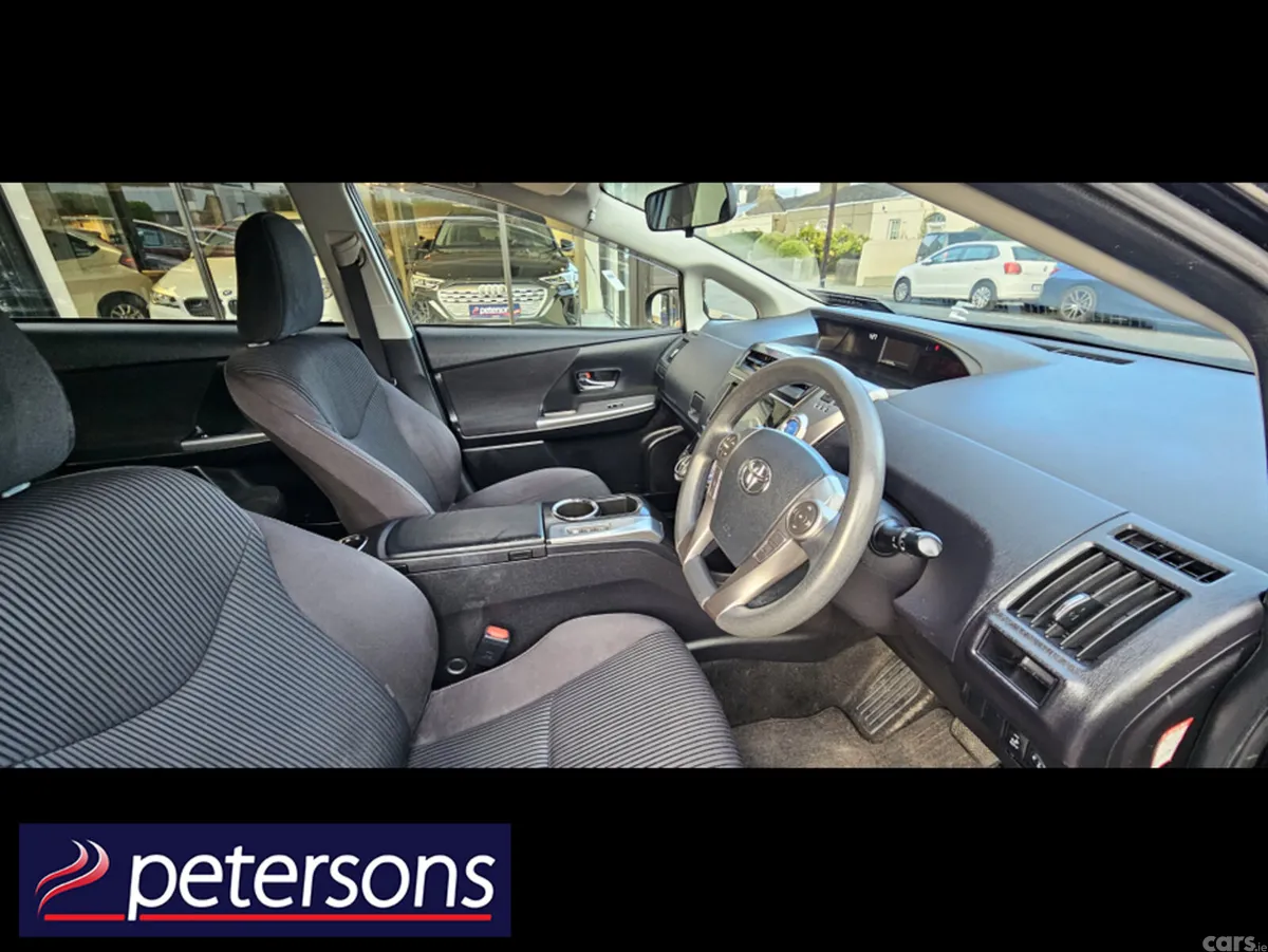 Toyota Prius MPV, Petrol Hybrid, 2015, Black