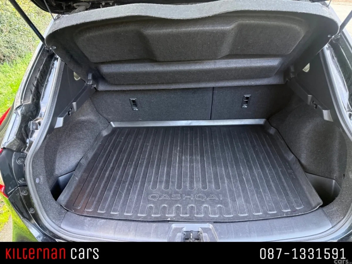 Nissan Qashqai MPV, Diesel, 2019, Black