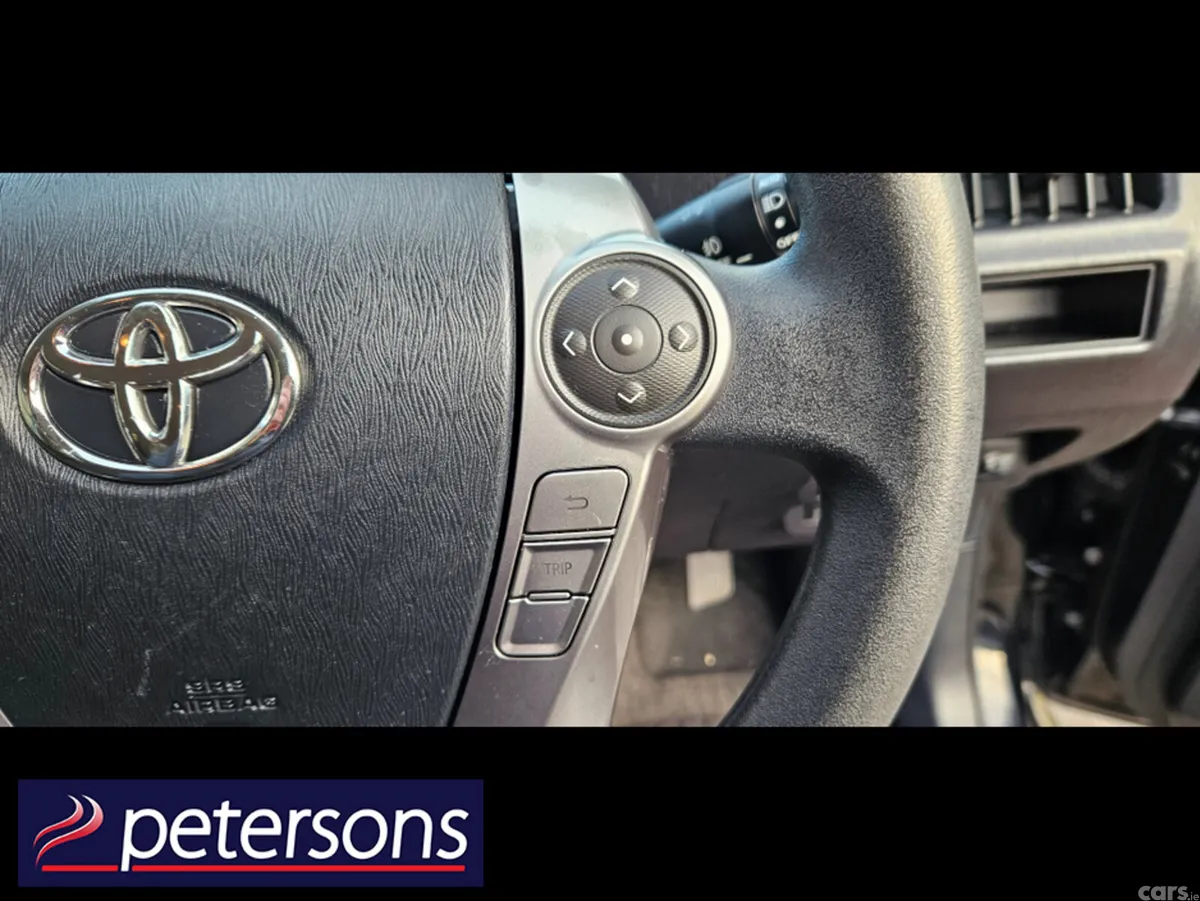 Toyota Prius MPV, Petrol Hybrid, 2015, Black