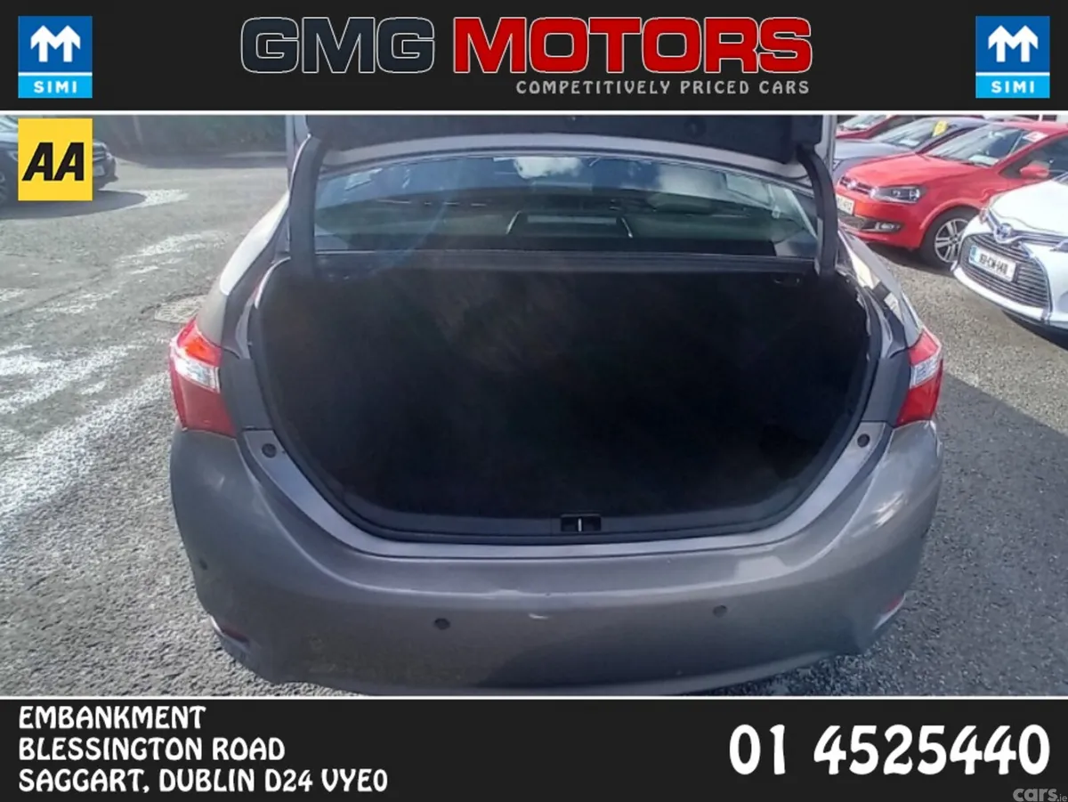 Toyota Corolla Saloon, Petrol, 2014, Bronze