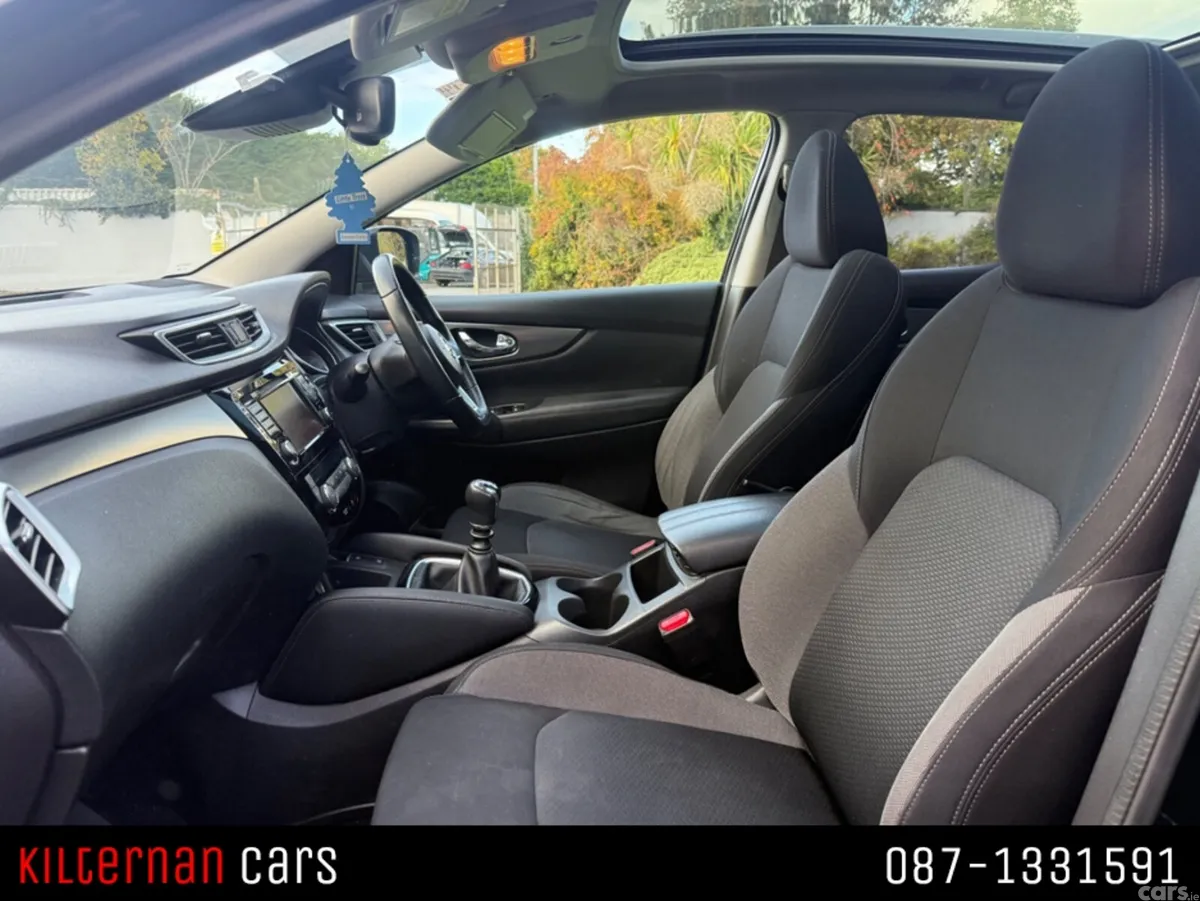 Nissan Qashqai MPV, Diesel, 2019, Black