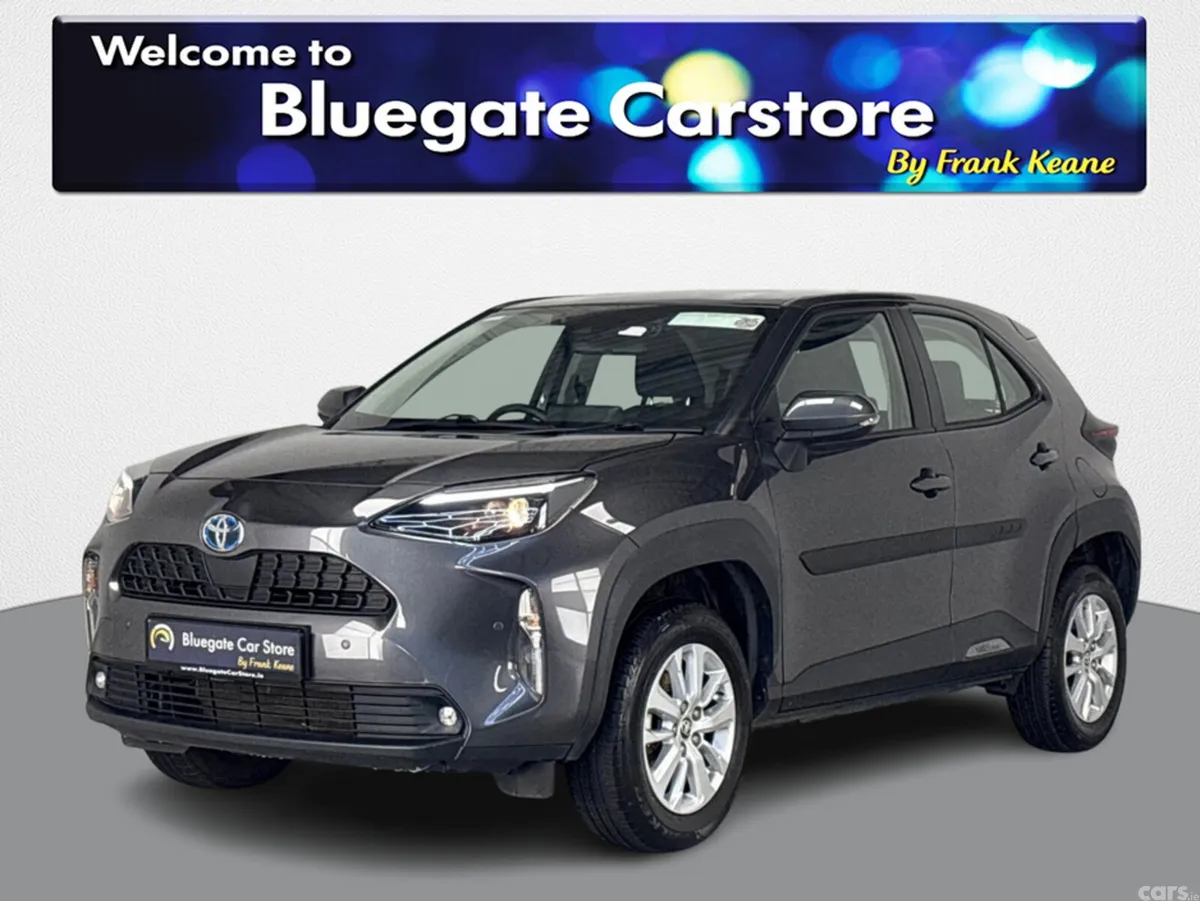 Toyota Yaris Cross Hatchback, Petrol Hybrid, 2023, Grey