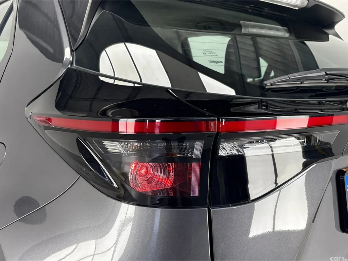 Toyota Yaris Cross Hatchback, Petrol Hybrid, 2023, Grey