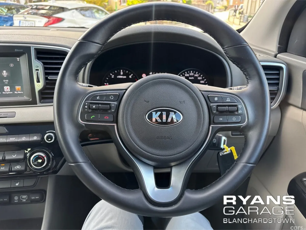 Kia Sportage MPV, Diesel, 2018, White
