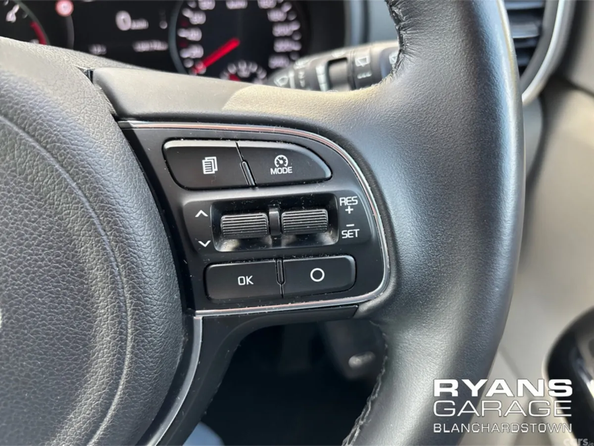 Kia Sportage MPV, Diesel, 2018, White