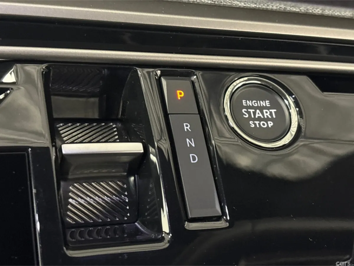 Peugeot 5008 Hatchback, Electric, 2025, Black