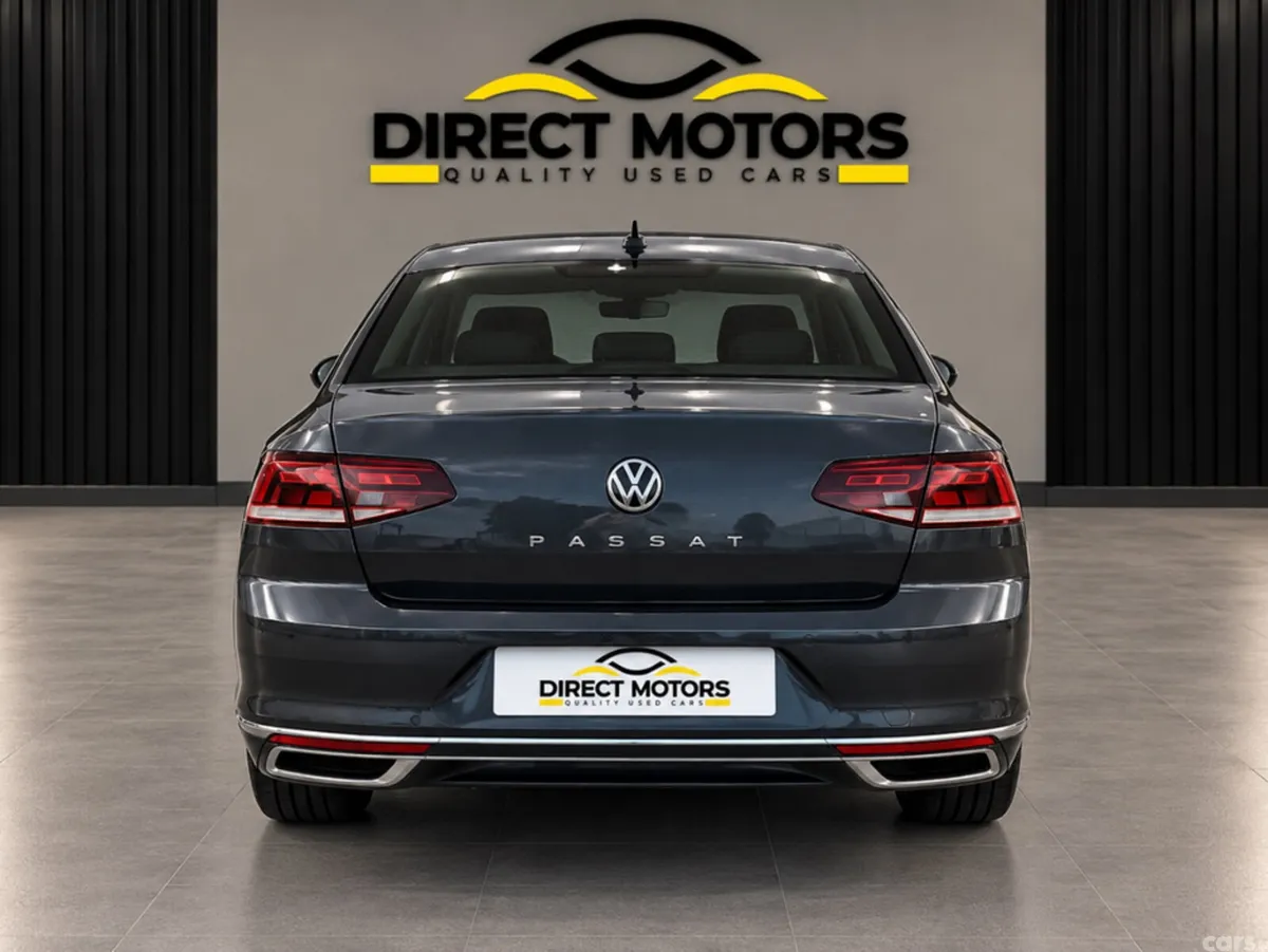 Volkswagen Passat Saloon, Petrol, 2021, Grey