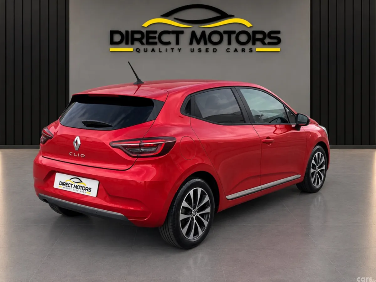 Renault Clio Hatchback, Petrol, 2020, Red