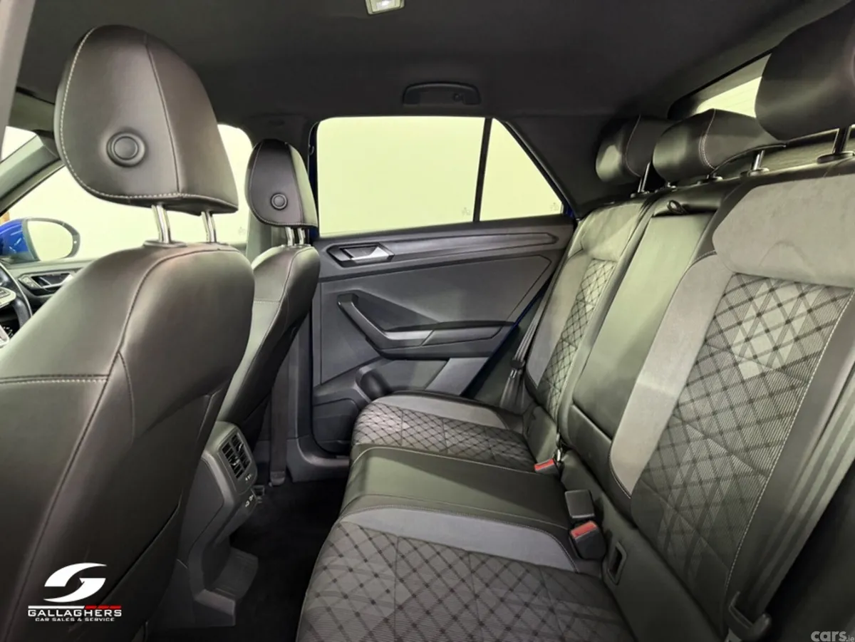 Volkswagen T-Roc SUV, Diesel, 2023, Blue