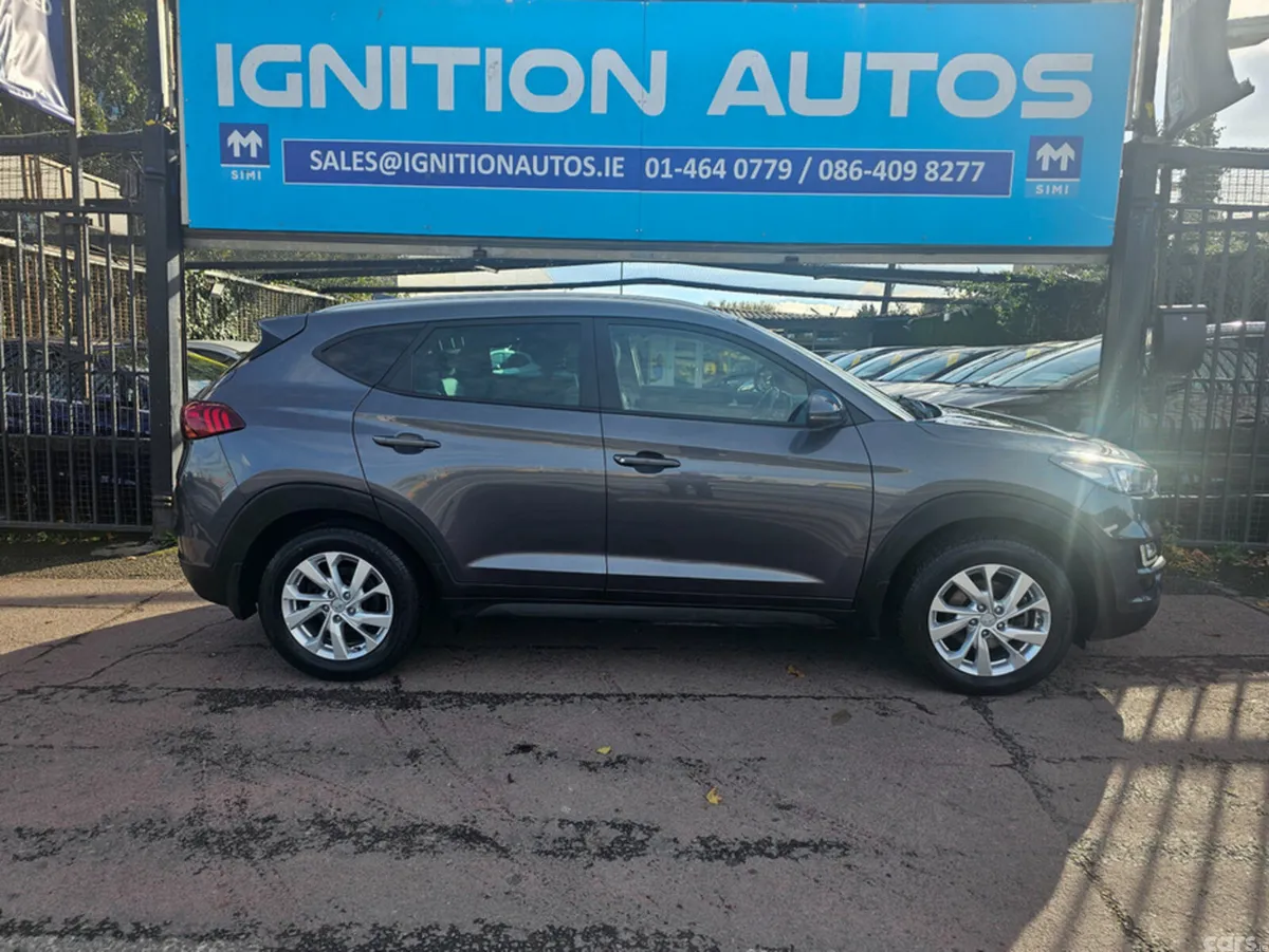 Hyundai Tucson MPV, Diesel, 2019, Grey