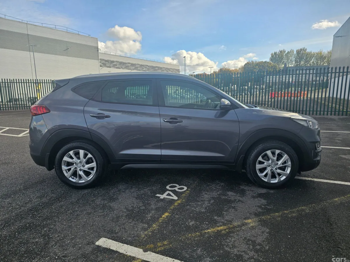 Hyundai Tucson MPV, Diesel, 2019, Grey
