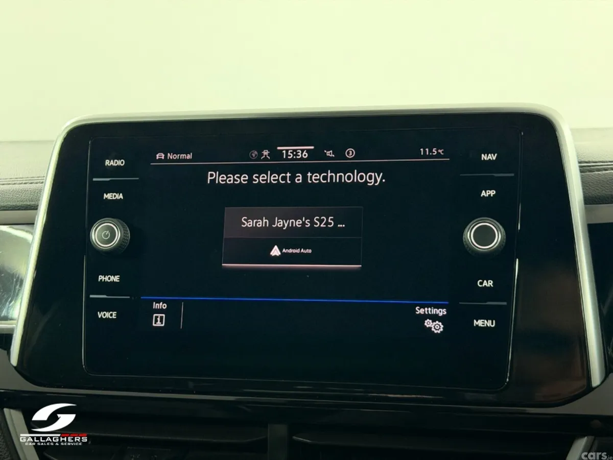 Volkswagen T-Roc SUV, Diesel, 2023, Blue