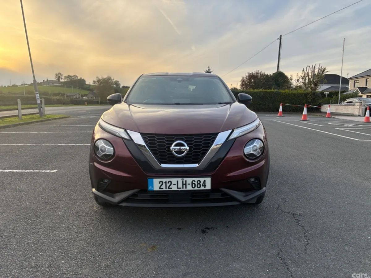Nissan Juke MPV, Petrol, 2021, Red