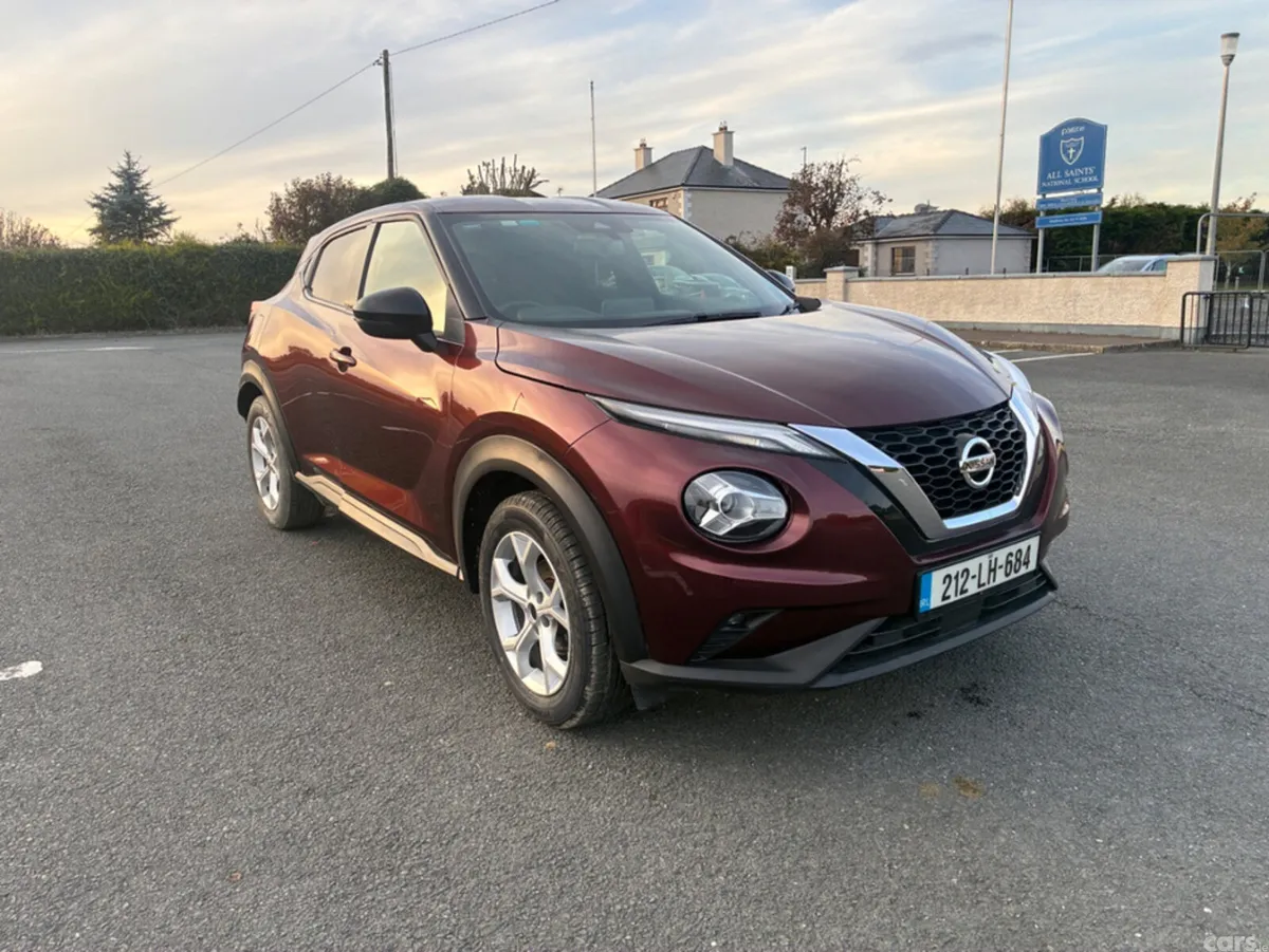 Nissan Juke MPV, Petrol, 2021, Red