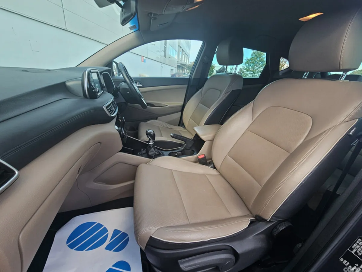 Hyundai Tucson MPV, Diesel, 2019, Grey
