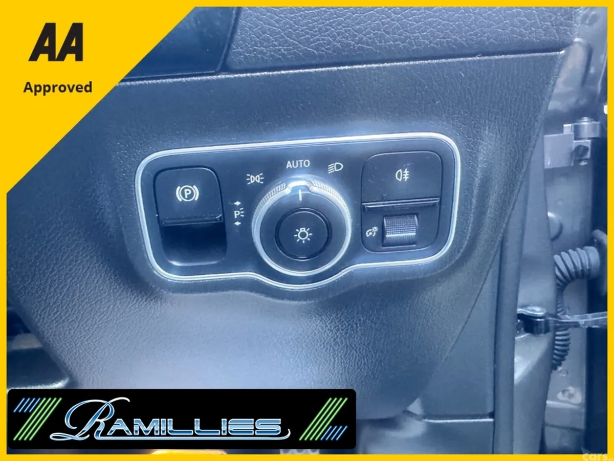Mercedes-Benz GLA Hatchback, Petrol Plug-in Hybrid, 2021, Grey