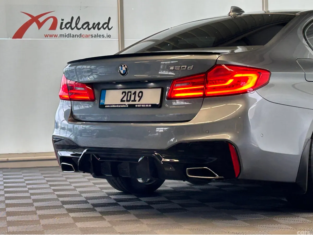 BMW 5-Series Saloon, Diesel, 2019, Blue