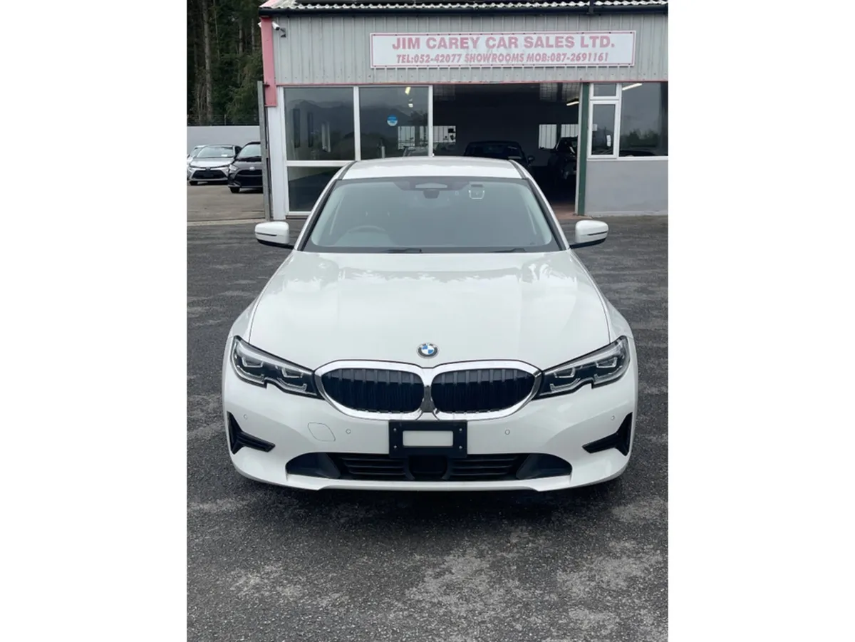 BMW 3-Series Saloon, Diesel, 2019, White