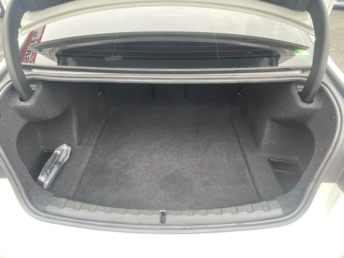 BMW 3-Series Saloon, Diesel, 2019, White