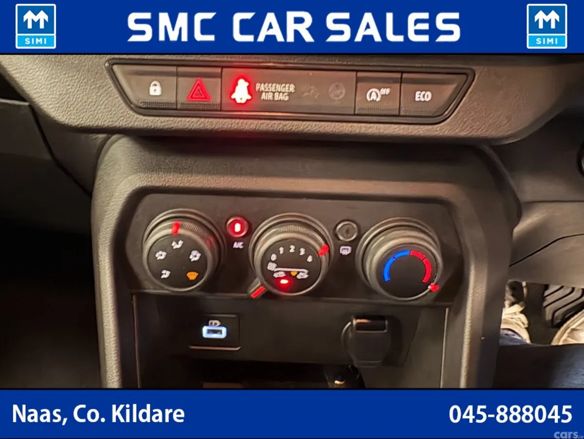 Dacia Sandero Hatchback, Petrol, 2023, Grey