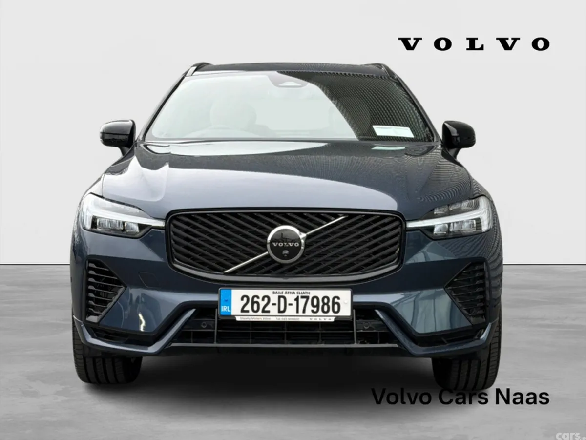 Volvo XC60 SUV, Petrol Plug-in Hybrid, 2026, Blue