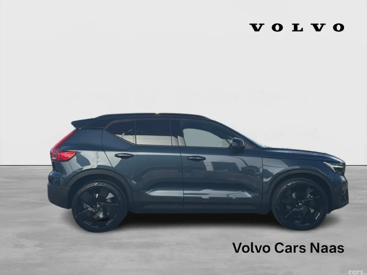 Volvo EX40 SUV, Electric, 2026, Blue