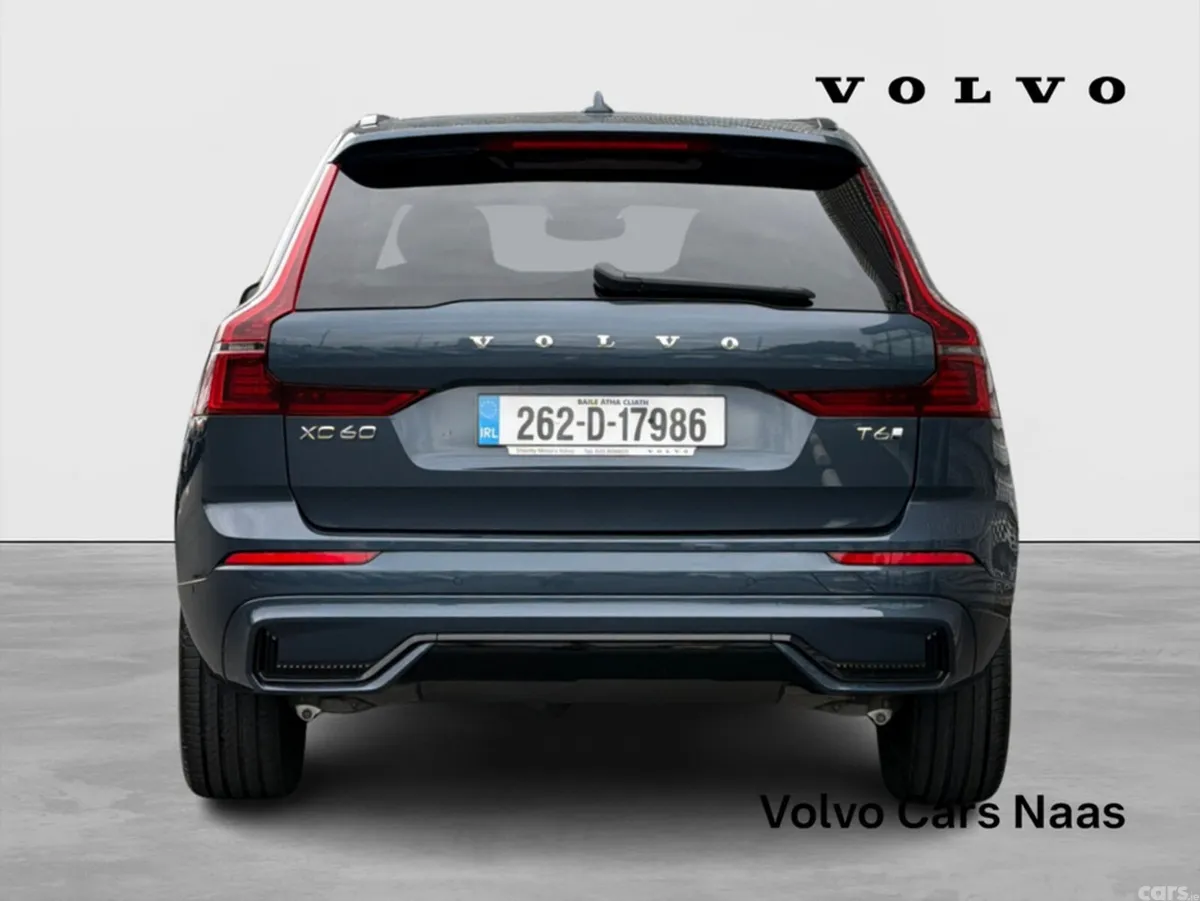 Volvo XC60 SUV, Petrol Plug-in Hybrid, 2026, Blue