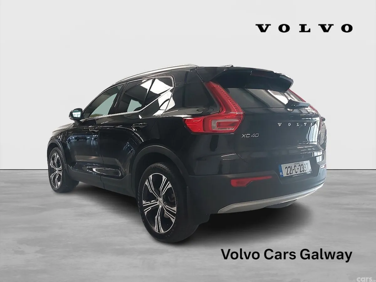 Volvo XC40 SUV, Petrol Plug-in Hybrid, 2022, Black