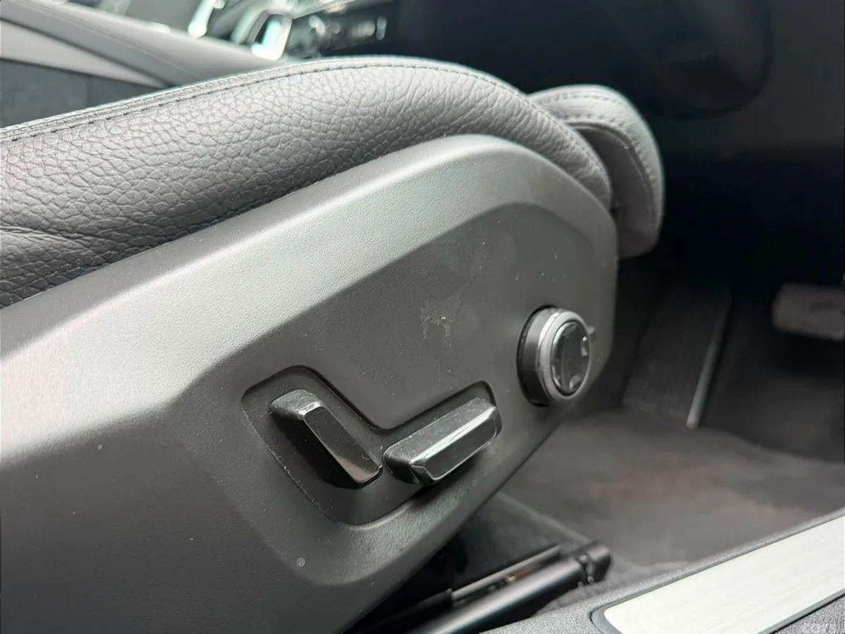 Volvo V60 Estate, Petrol Plug-in Hybrid, 2025, Grey