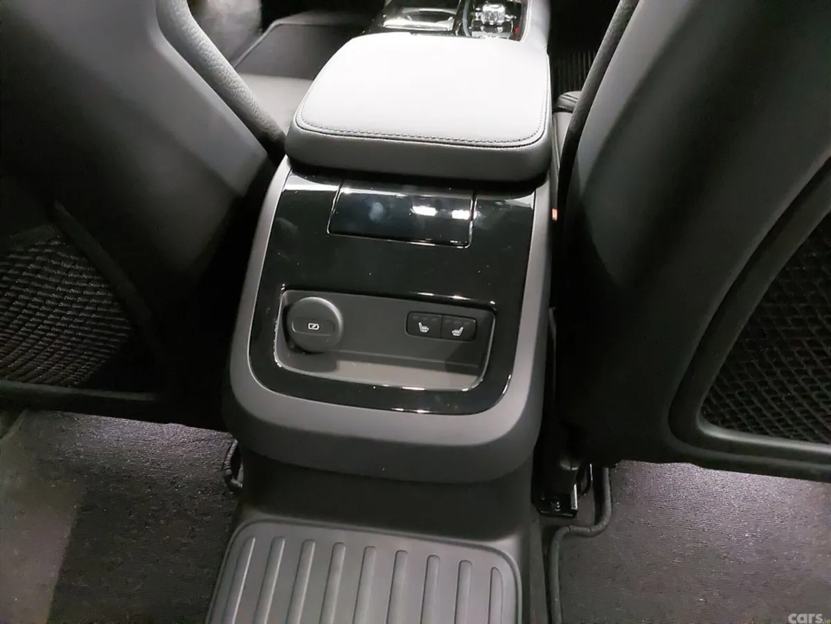 Volvo V60 Estate, Petrol Plug-in Hybrid, 2026, Black