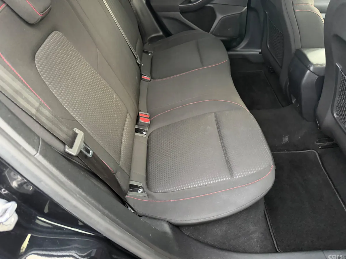 Ford Focus Hatchback, Petrol, 2023, Black