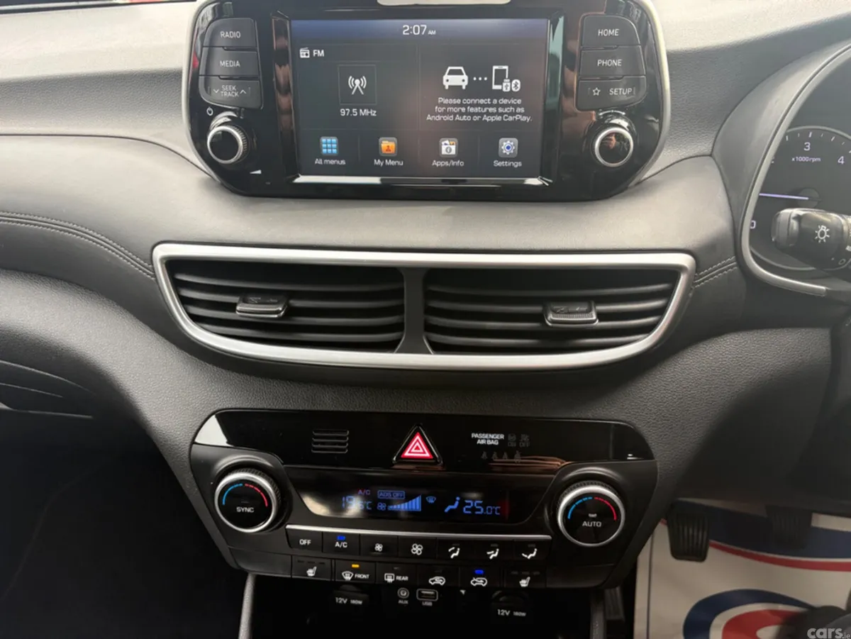 Hyundai Tucson MPV, Diesel, 2019, White