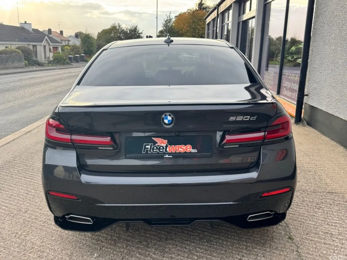 BMW 5-Series Saloon, Diesel Hybrid, 2021, Grey