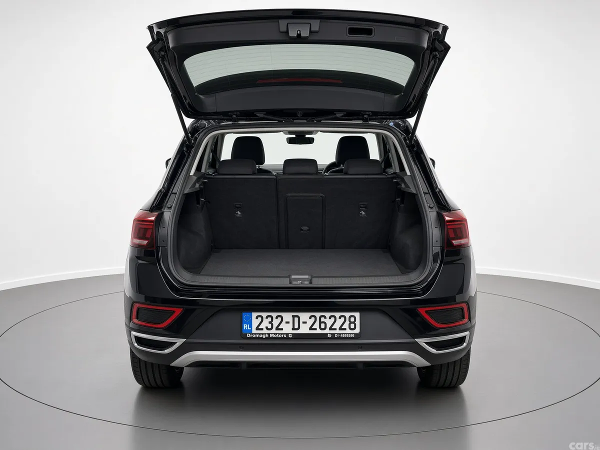 Volkswagen T-Roc SUV, Petrol, 2023, Black