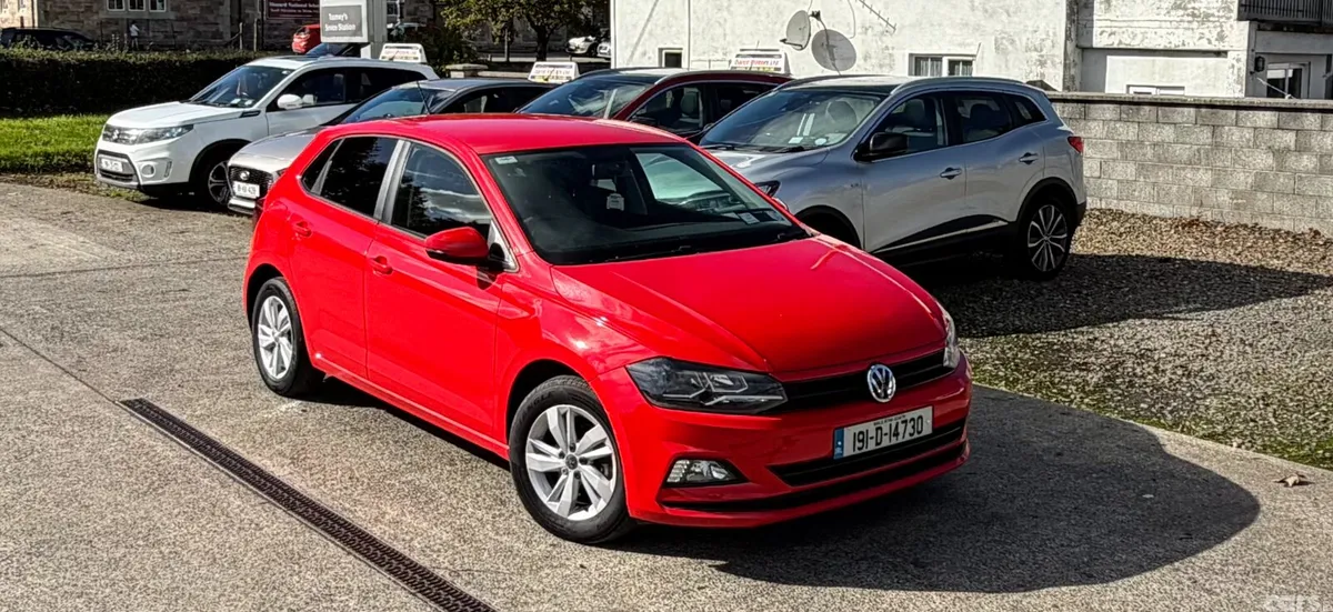 Volkswagen Polo Hatchback, Diesel, 2019, Red