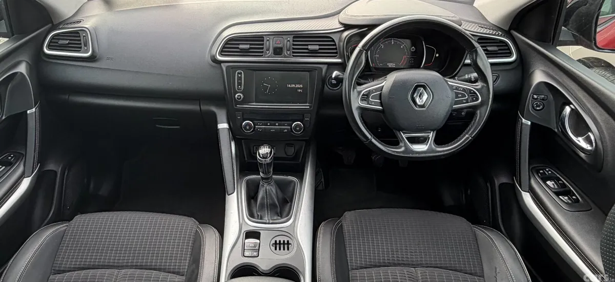 Renault Kadjar SUV, Diesel, 2016, Red