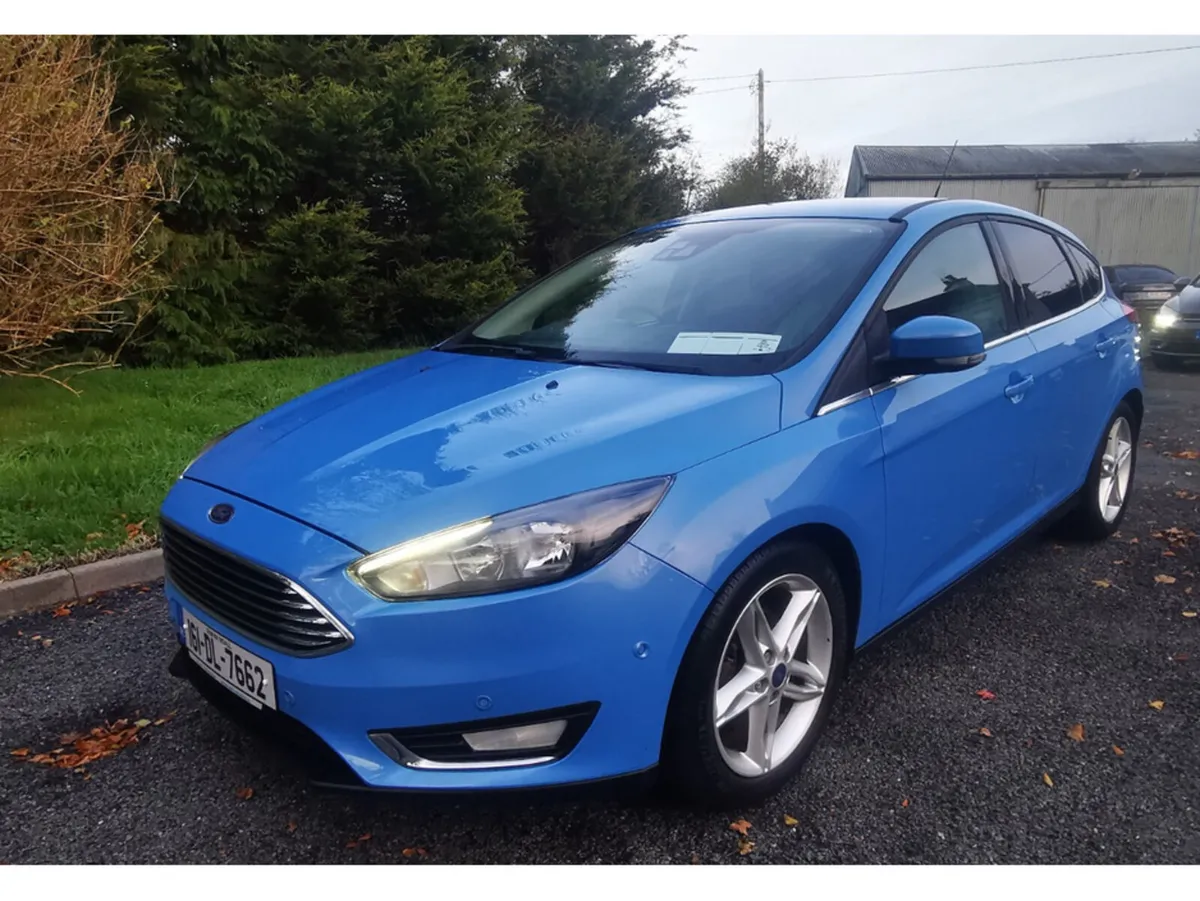 Ford Focus Hatchback, Petrol, 2016, Blue