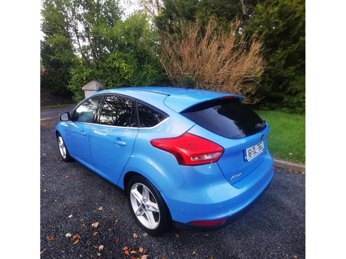 Ford Focus Hatchback, Petrol, 2016, Blue