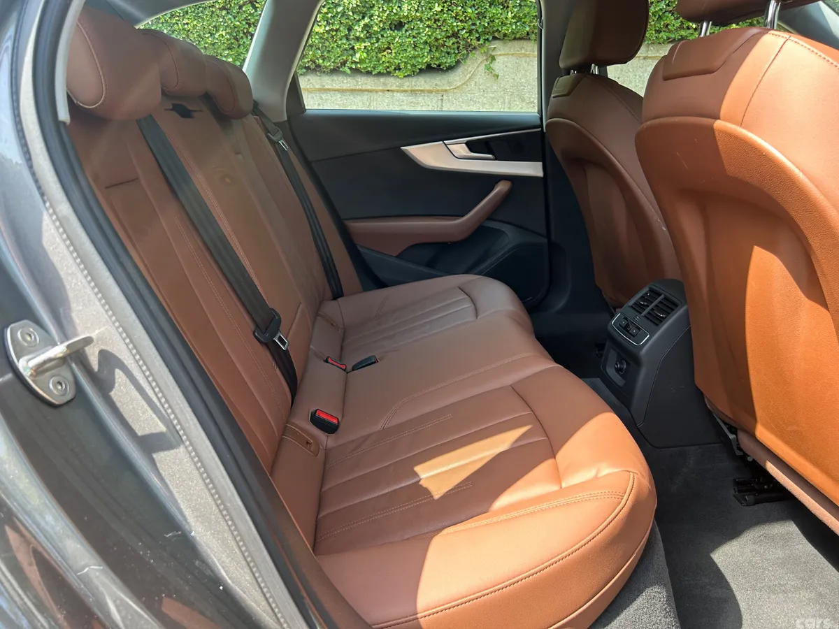 Audi A4 Estate, Diesel, 2022, Grey
