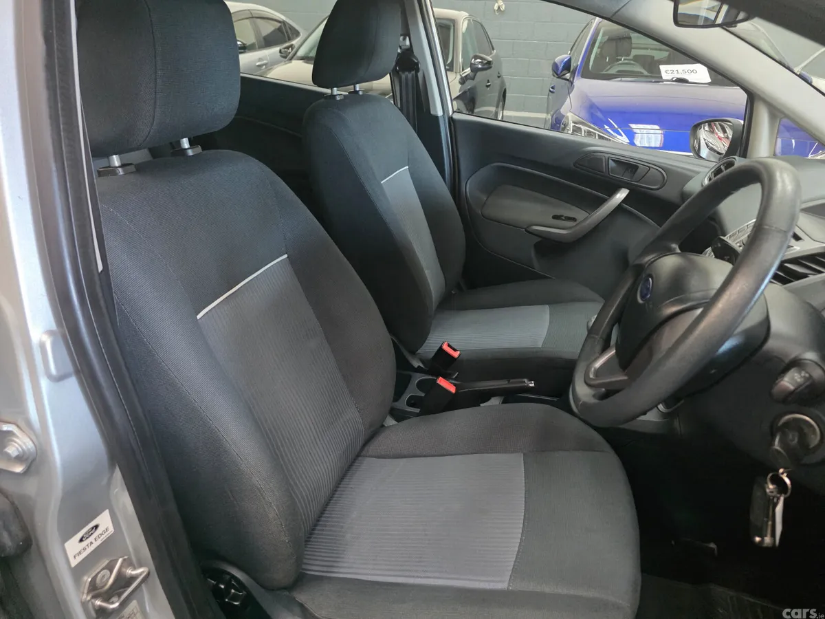 Ford Fiesta 2011, Bray