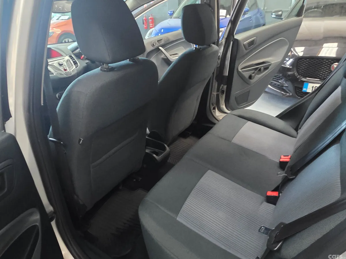 Ford Fiesta 2011, Bray