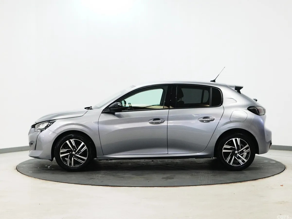 Peugeot 208 Hatchback, Petrol, 2023, Grey