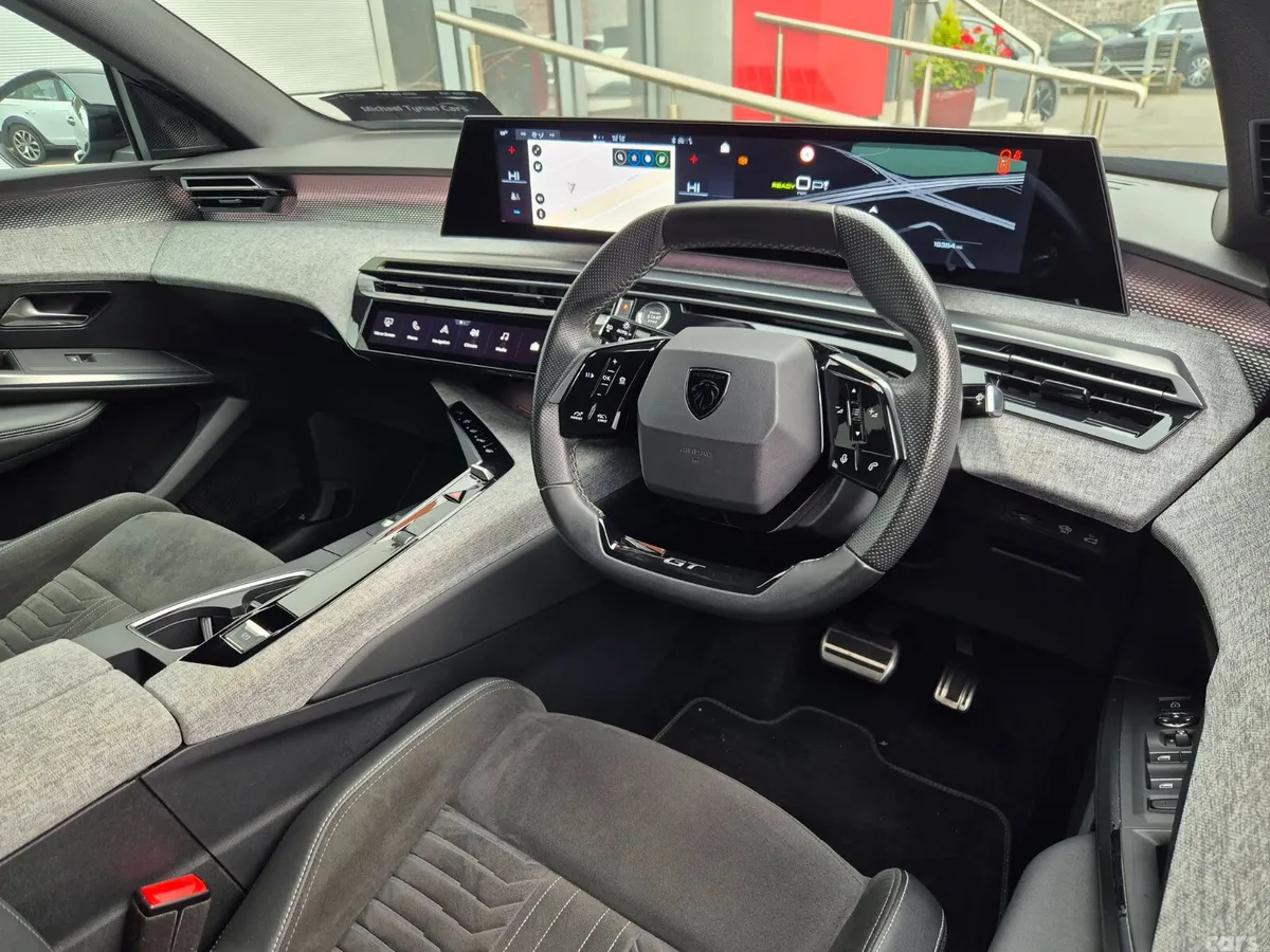 Peugeot 3008 SUV, Electric, 2025, Grey