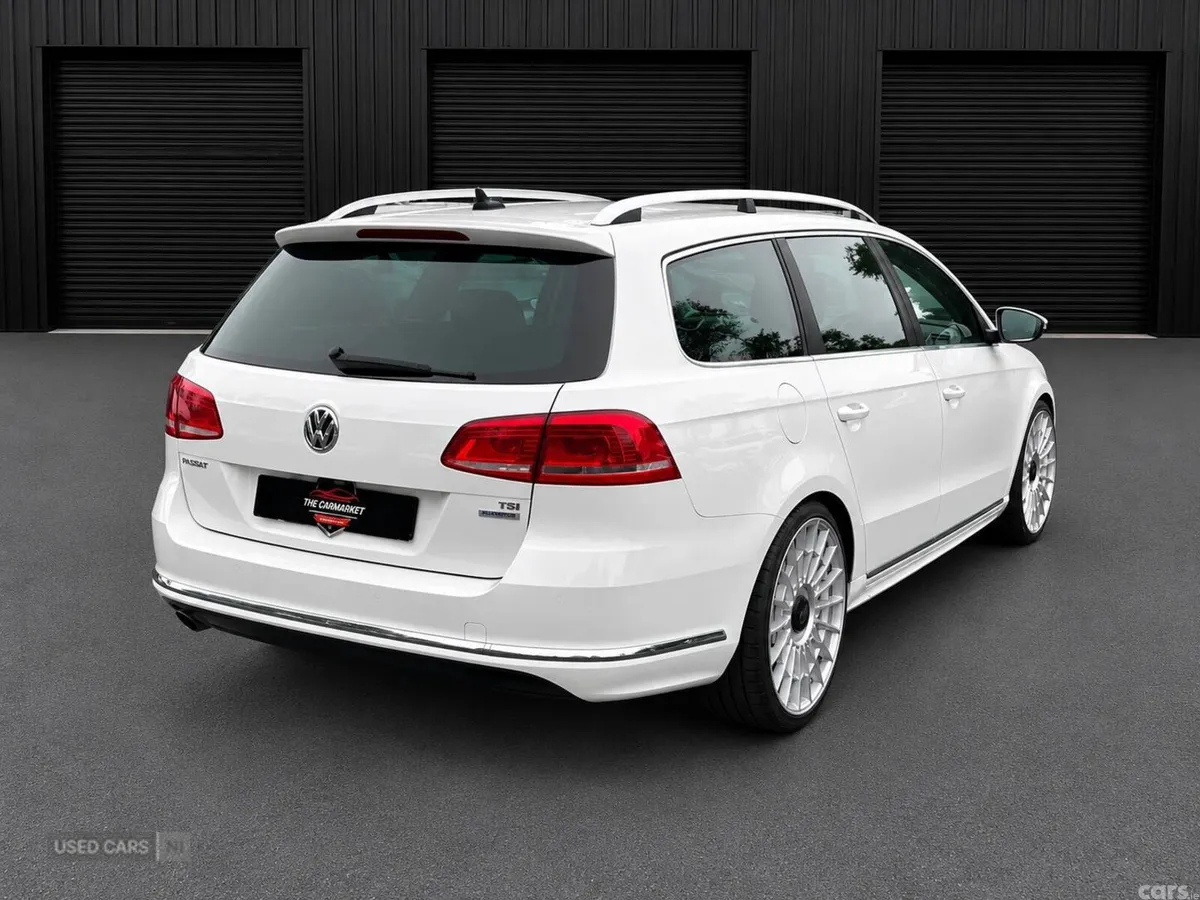 Volkswagen Passat , Petrol, 2015, White