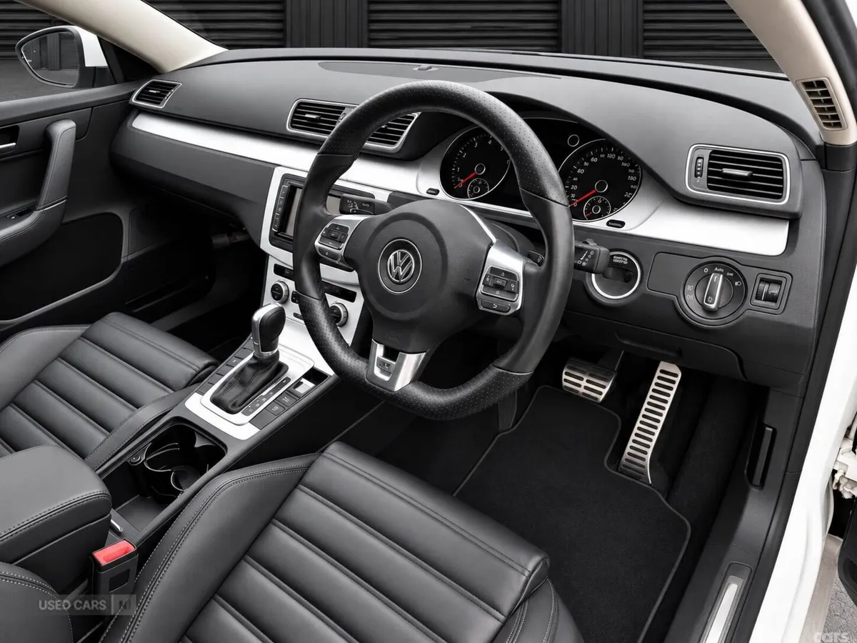 Volkswagen Passat , Petrol, 2015, White