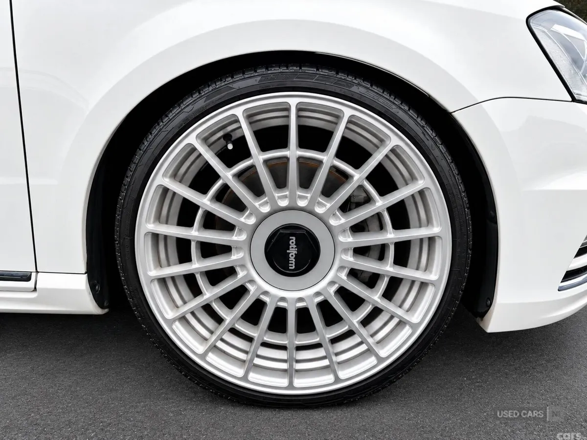 Volkswagen Passat , Petrol, 2015, White