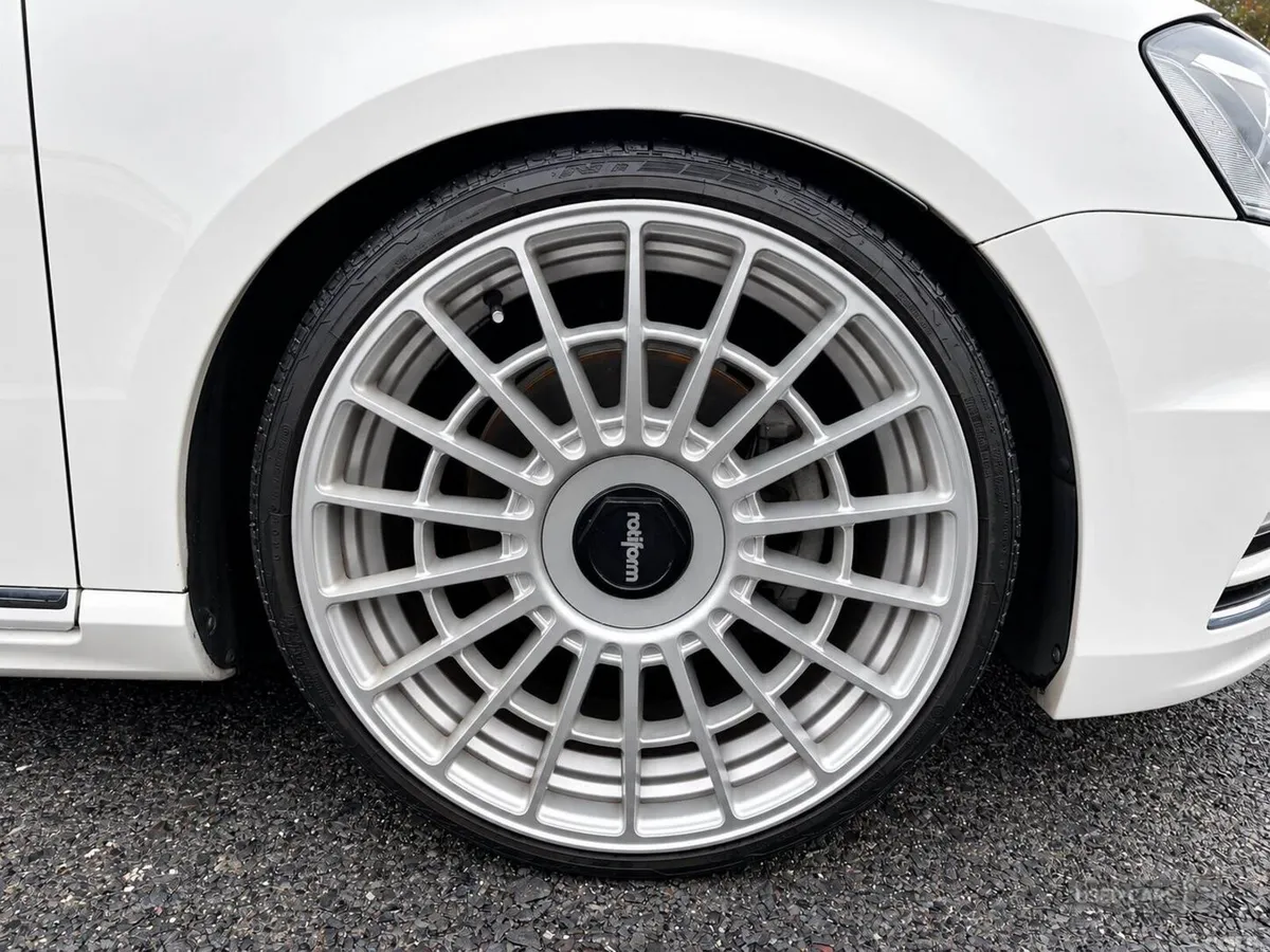 Volkswagen Passat , Petrol, 2015, White